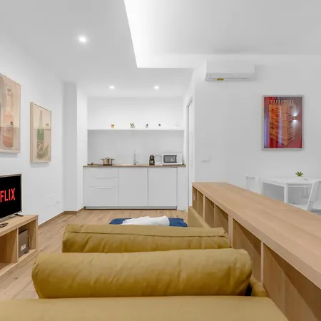 -duomo-darsena-mega شقة