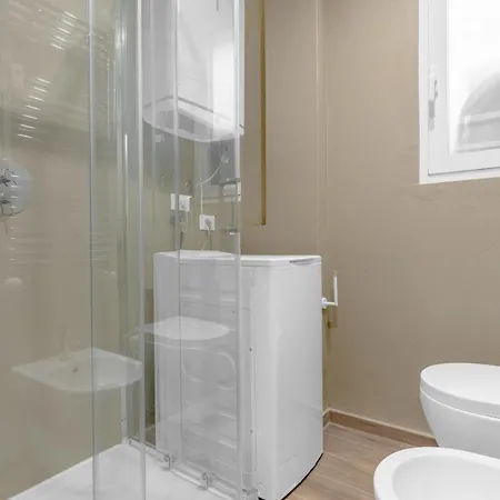 -duomo-darsena-mega شقة